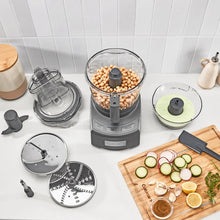 NEW - Cuisinart 12-Cup Die-Cast Food Processor - Retail $199
