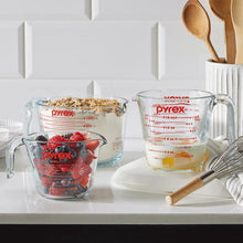 Pyrex 3-piece Measuring Cup Set