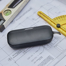 Bose SoundLink Flex SE Portable Waterproof Bluetooth Speaker