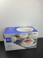 Mikasa Ciara 40-piece Bone China Dinnerware Set