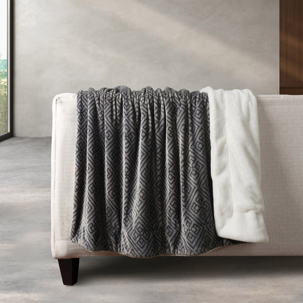 Life Comfort Ultimate Faux Fur Throw 60" x 70"