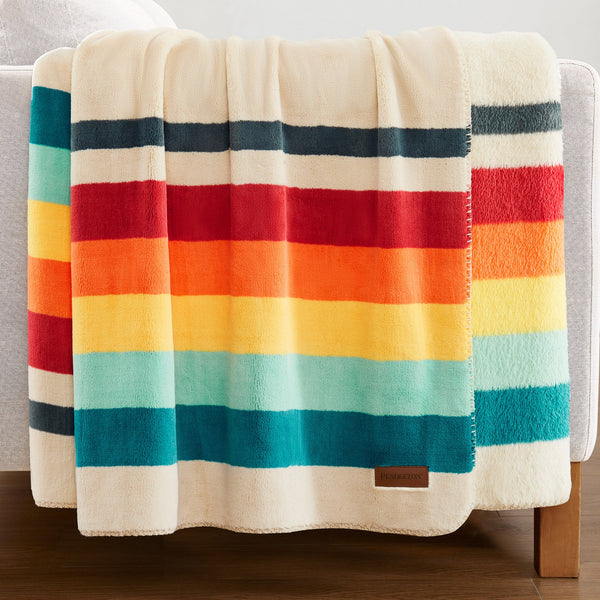 PENDLETON VELVET PLUSH THROW 50" X 70"
