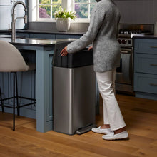 Kohler 47L Step Trash Can-Black Stainless Steel