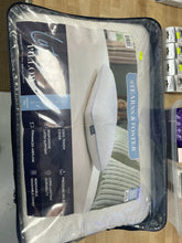 Stearns & Foster Latex Cooling Pillow