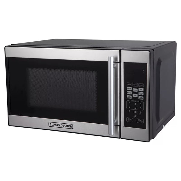 BLACK+DECKER 0.7 cu ft 700W Microwave Oven Black EM720CPN-P: Countertop, Small Dorm Microwave, Child Lock, 8 Programs