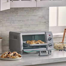 BLACK+DECKER 4 Slice Toaster Oven - Silver - TO1700SG