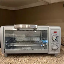 BLACK+DECKER 4 Slice Toaster Oven - Silver - TO1700SG