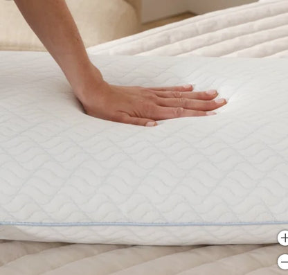 Serenity by Tempur-Pedic Cooling Memory Foam Pillow - Retail $35